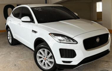 2019 Jaguar E-PACE P250 4dr SUV AWD