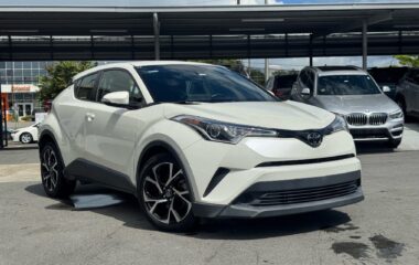 2019 Toyota C-HR LE 4dr SUV