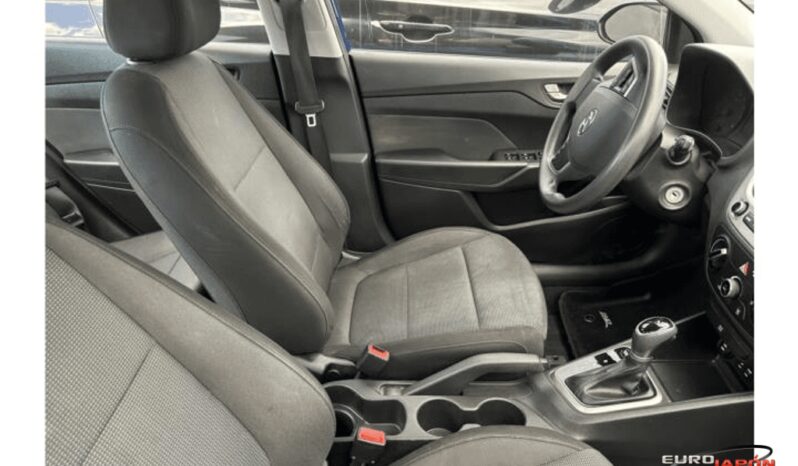 2019 Hyundai Accent SE 4dr Sedan lleno