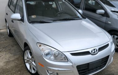 2010 Hyundai Elantra Blue 4dr Sedan