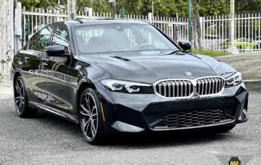 2024 BMW 3 Series 330e 4dr Sedan