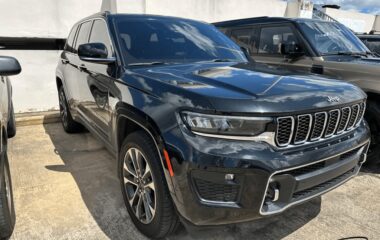 2022 Jeep Grand Cherokee Overland 4dr SUV