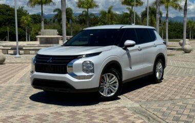 2024 Mitsubishi Outlander ES 4dr SUV
