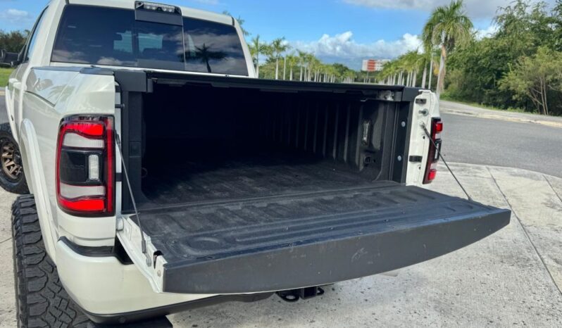 2020 Ram 2500 Laramie 4dr Crew Cab 4WD LB lleno