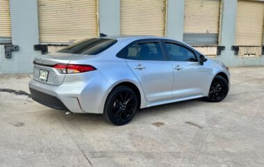2023 Toyota Corolla LE 4dr Sedan