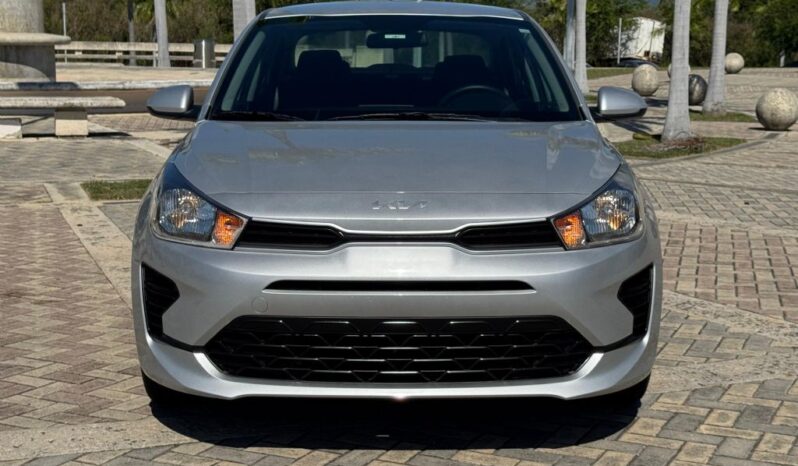 2022 Kia Rio LX 4dr Sedan lleno