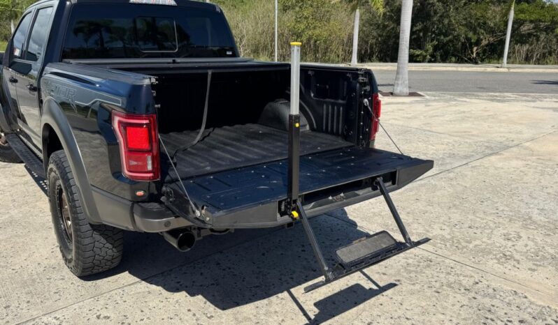 2019 Ford RAPTOR lleno