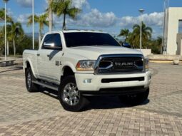 2017 Ram 2500 Limited 4dr Crew Cab 4WD LB lleno