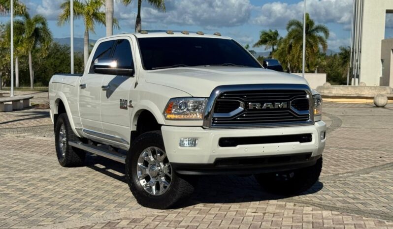 2017 Ram 2500 Limited 4dr Crew Cab 4WD LB lleno