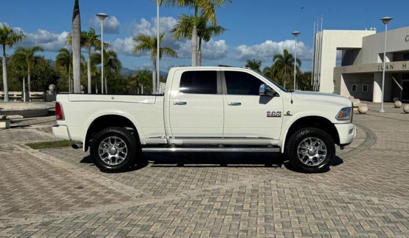 2017 Ram 2500 Limited 4dr Crew Cab 4WD LB lleno