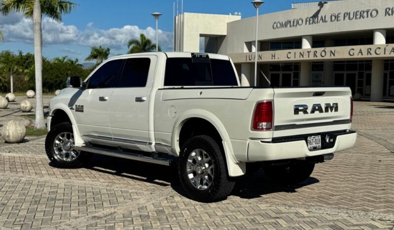 2017 Ram 2500 Limited 4dr Crew Cab 4WD LB lleno