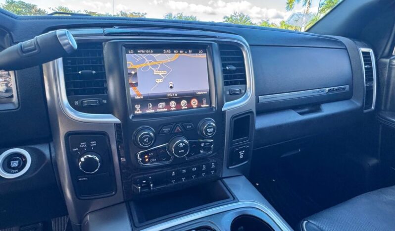2017 Ram 2500 Limited 4dr Crew Cab 4WD LB lleno