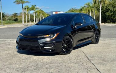 2022 Toyota Corolla SE Nightshade 4dr Sedan