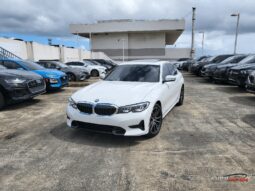 2021 BMW 3 Series 330e 4dr Sedan lleno