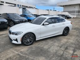 2021 BMW 3 Series 330e 4dr Sedan lleno