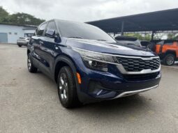 2021 Kia Seltos LX 4dr SUV AWD lleno