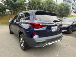 2021 Kia Seltos LX 4dr SUV AWD lleno