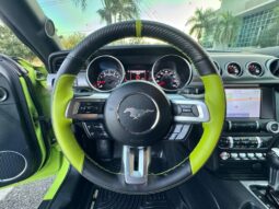 2020 Ford Mustang GT 2dr Coupe lleno