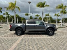 2019 Ford RAPTOR lleno