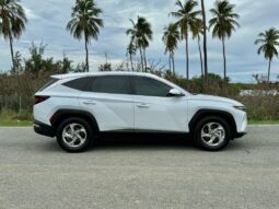2024 Hyundai Tucson SE 4dr SUV lleno