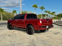 2018 Nissan Titan SL 4dr Crew Cab 4WD SB lleno
