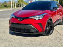 2022 Toyota C-HR Nightshade Edition 4dr SUV lleno