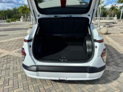 2024 Hyundai Kona SE 4dr SUV lleno