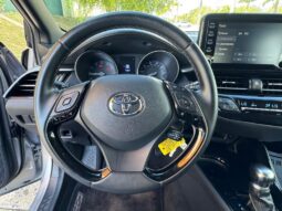 2019 Toyota C-HR XLE 4dr SUV lleno