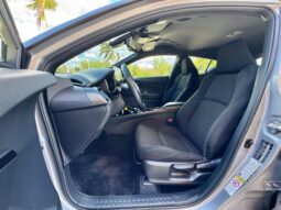 2019 Toyota C-HR XLE 4dr SUV lleno