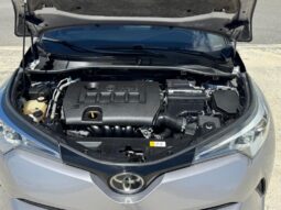 2019 Toyota C-HR XLE 4dr SUV lleno
